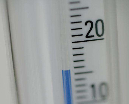 玻璃温度计行业_打标机，雕刻机，切割机，焊接机