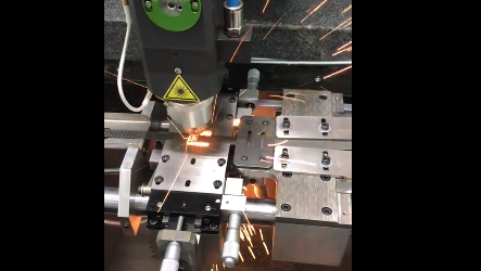 自动送料激光切割机_打标机，雕刻机，切割机，焊接机