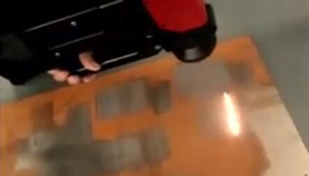 激光清洗铁锈_打标机，雕刻机，切割机，焊接机